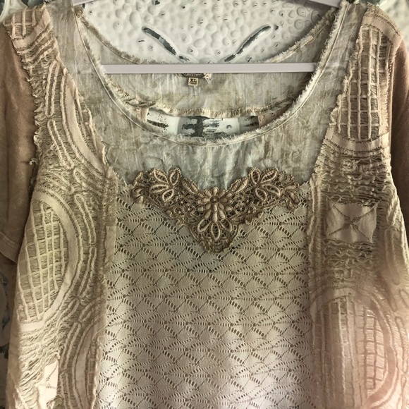 Gimmicks Bke Lace top - Picture 2 of 5